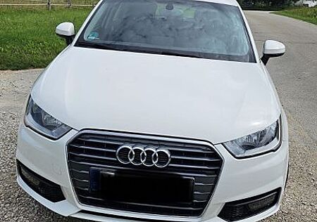Audi A1 1.0 TFSI ultra S tronic Sportback -