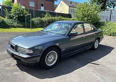 BMW 740i - mit landirenzo LPG-Anlage