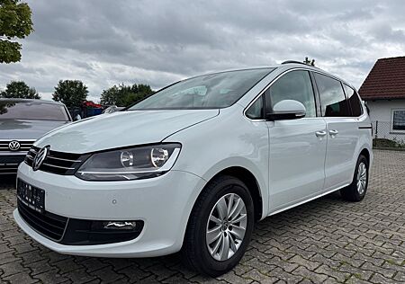 VW Sharan Volkswagen Comf. 1.4TSI DSG Navi Kamera StHz Pano 7S
