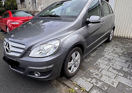 Mercedes-Benz B 180 gebraucht kaufen Mercedes-Benz B 180 Autotronic -
