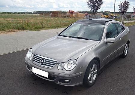 Mercedes-Benz C 180 KOMPRESSOR Automatik Leder Panoramadach