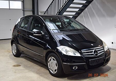 Mercedes-Benz A 160 Avantgarde/AHK/PDC/SHZ/Euro5/Leder