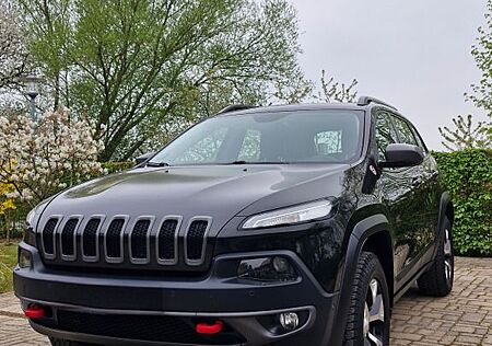 Jeep Cherokee 3.2 V6 200kW 4x4 Trailhawk Autom. T...