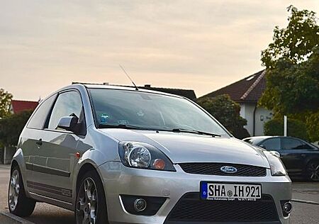 Ford Fiesta 1,6 16V Sport Sport
