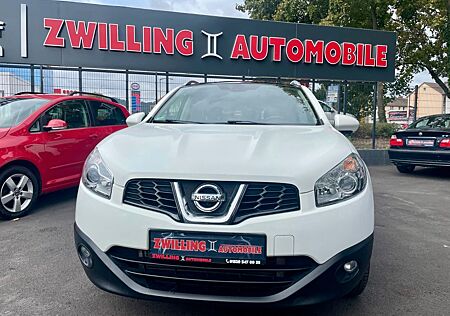 Nissan Qashqai I-Way 4X4/2.HAND/360°KAMERA/PANNO/AUTO.
