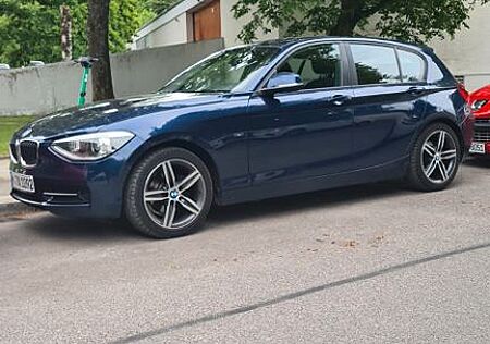 BMW 118d Neue Tüv 2 hand