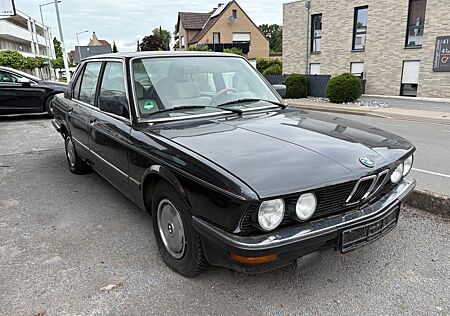 BMW 525e