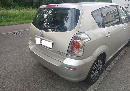 Toyota Verso 7-Sitzer Familen Auto