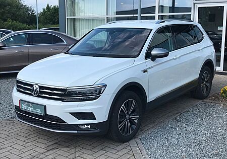 VW Tiguan Allspace Volkswagen Highline 4M LED AID 360° 7 Sitze