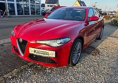 Alfa Romeo Giulia Business Automatik+Bi-Xenon+Tempomat+Navi