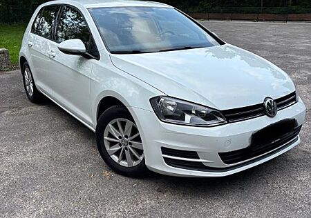 VW Golf Volkswagen 7 | EZ 2015 | TÜV neu | gepflegt | sparsam