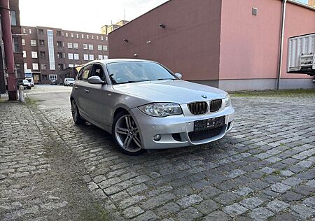 BMW 120i -