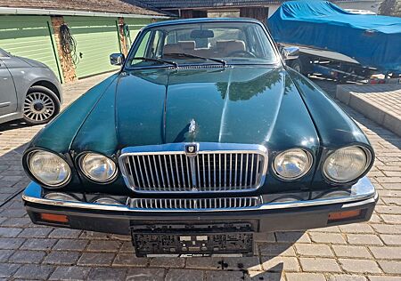 Jaguar XJ6