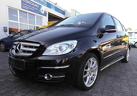 Mercedes-Benz B 180 B -Klasse + Automatik + AHK