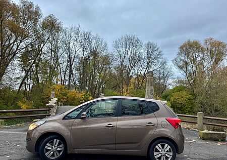 Hyundai ix20 1.6 FIFA World Cup EDITION Automatik FI...