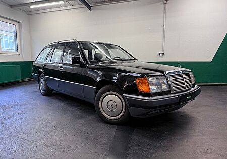 Mercedes-Benz 230 gebraucht kaufen Mercedes-Benz 230 TE* 1. Hand*H-Kennzeichen*Automatik*Leder*