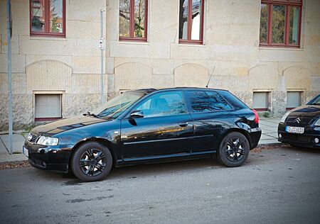 Audi A3 - Neuteile Bose Klima Recaro Bastler