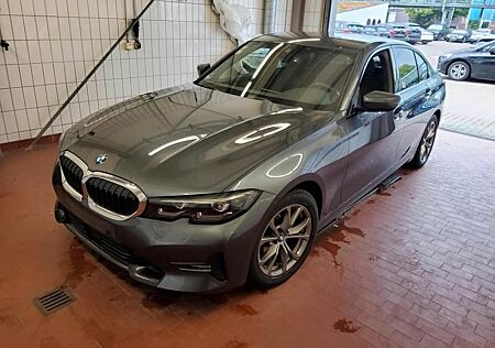 BMW 320d M Sport Line ACC*Leder*AHK*AdapLED*Shadow