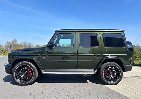 Mercedes-Benz G 63 AMG Mercedes-AMG G 63 Mercedes-AMG