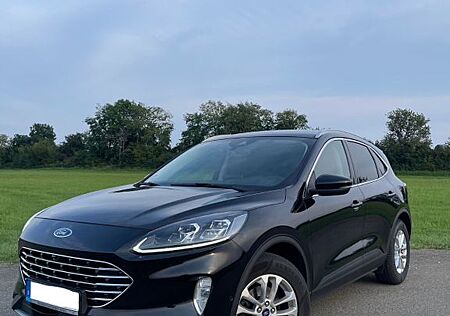 Ford Kuga 2.0 EcoBlue Hybrid Titanium Titanium