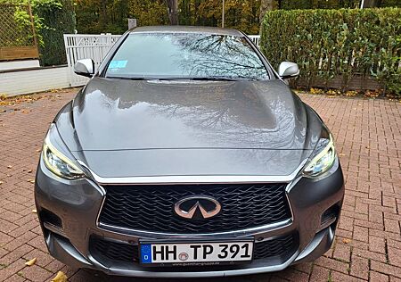 Infiniti Q30 gebraucht kaufen Infiniti Q30 2.0t DCT AWD Sport Sport