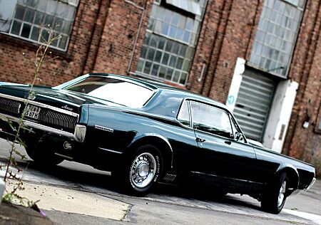 Ford Cougar XR 7