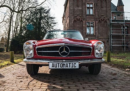 Mercedes-Benz 230 SL Pagode Automatik w113,Rot/Schwarz