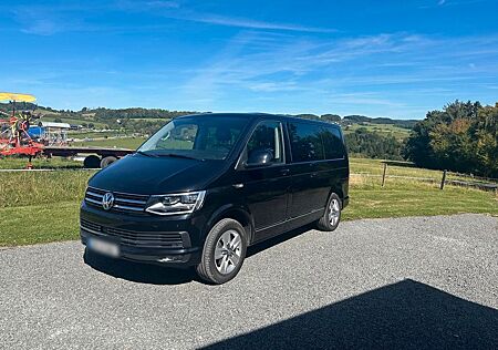 VW T6 Multivan Volkswagen / DSG / AHK / Scheckheft