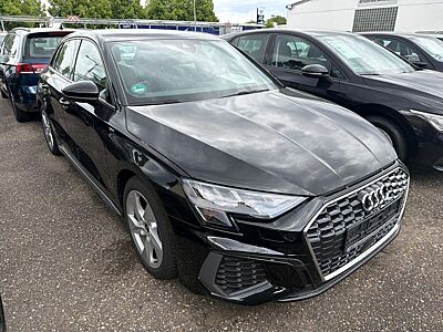 Audi A3 S-Line Sportback/CAM/CARPLAY/SITHEIZUNG/1.Hd