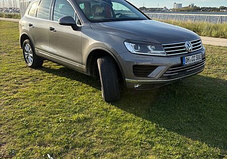 VW Touareg Volkswagen 4.2 V8 TDI Tiptronic Exclusive Exclusive