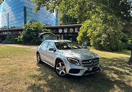 Mercedes-Benz GLA 200 AMG-Paket