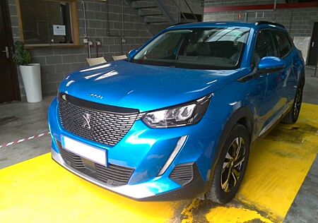 Peugeot 2008 ALLURE PACK 15 BHDi 130 EAT8 KAM/NAV/PDC/17