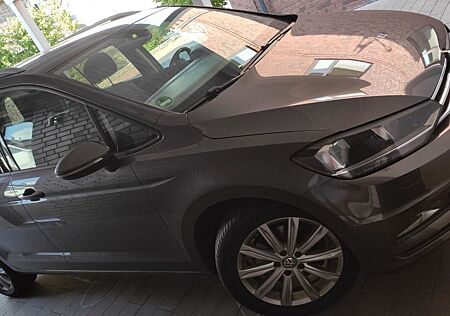 VW Touran Volkswagen 1.6 TDI SCR DSG Comfortline BMT Comfo...