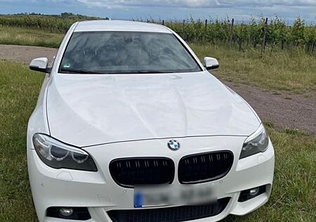 BMW 530d xDrive Touring A -