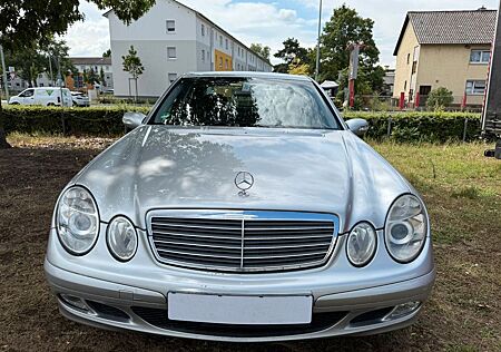 Mercedes-Benz E 220 CDI CLASSIC Classic automatik 215tkm ahk