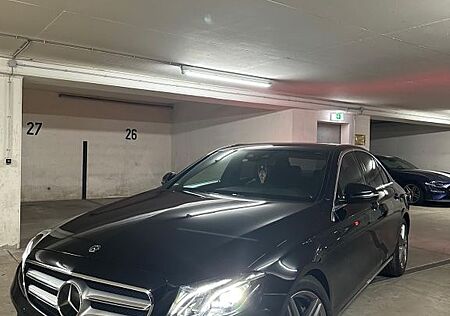Mercedes-Benz E 220 d AVANTGARDE Autom. AVANTGARDE