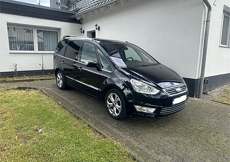 Ford Galaxy 2,2TDCI TITANUIM 260PS!!!