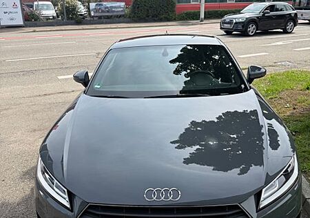 Audi TT Coupe 1.8 TFSI -
