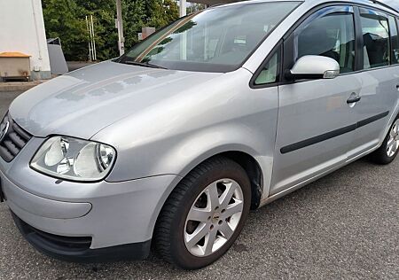 VW Touran Volkswagen 1.9 TDI Basis Basis