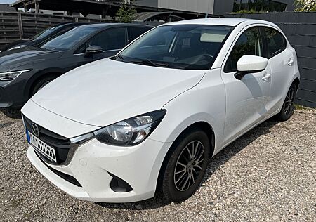 Mazda 2 SKYACTIV-G 90 Center-Line Center-Line