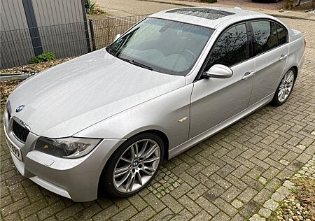 BMW 325d - Silber, Leder, Xenon, Sportfahrwerk