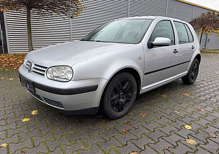 VW Golf Volkswagen 1.4 Special - ALU + KLIMA