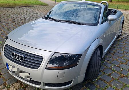 Audi TT Roadster 1.8T 132 kW -