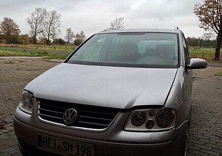 VW Touran Volkswagen 2.0 TDI