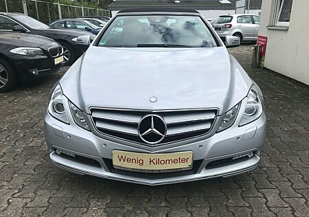 Mercedes-Benz E 200 CGI Cabrio BlueEfficiency*WENIG KILOMETER*