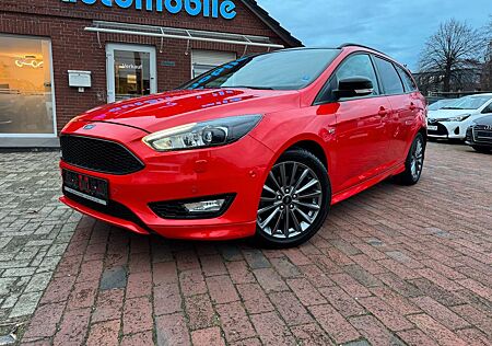 Ford Focus Turnier ST-Line/NAVI/TEMP/STZH/LKHZ/LEDER