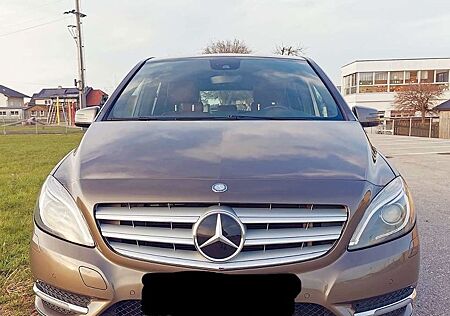 Mercedes-Benz B 200 CDI -