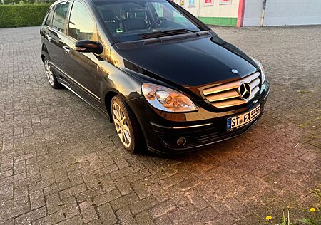 Mercedes-Benz B 200 CDI -