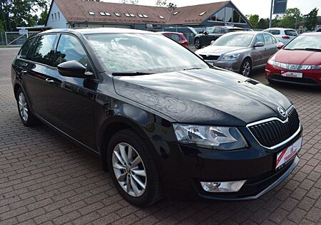 Skoda Octavia Combi Ambition/HU-AU 04.2026/1.Hand