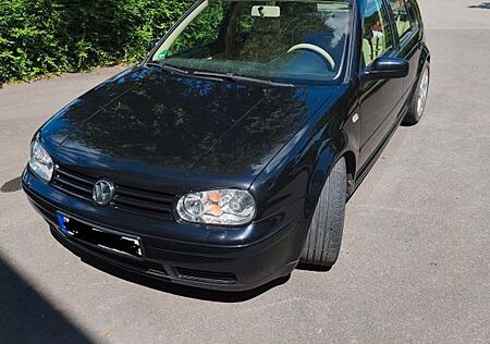 VW Golf Volkswagen 1.6 FSI Highline